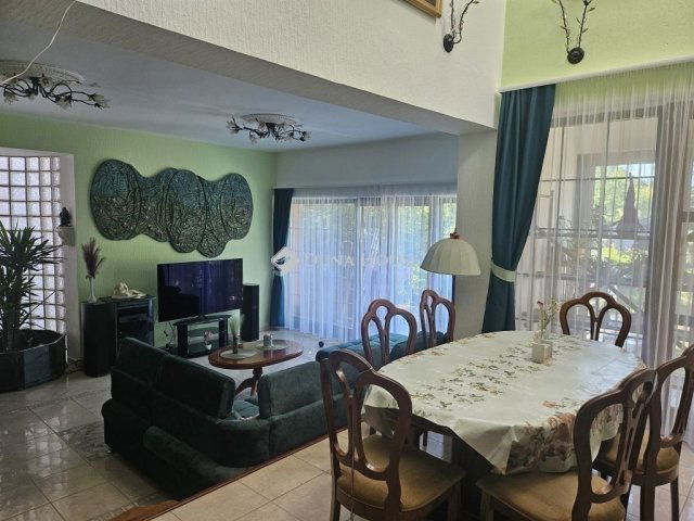 Eladó családi ház, Budapesten, XVI. kerületben 440 M Ft