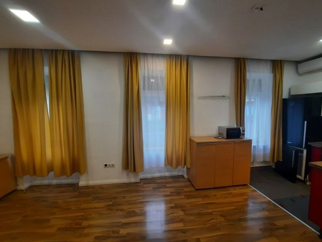 Kiadó téglalakás, albérlet, XIX. kerületben, Jókai utcában