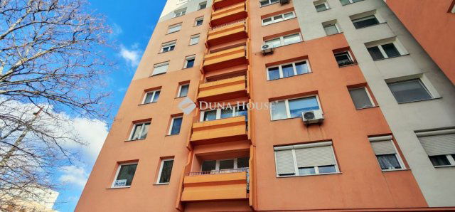 Eladó panellakás, Budaörsön 76.9 M Ft, 1+2 szobás