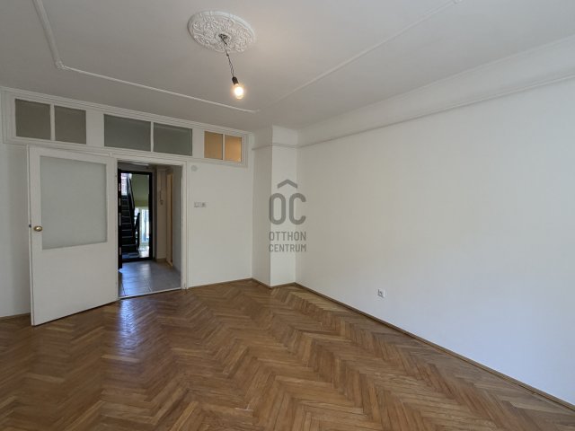 Eladó téglalakás, Miskolcon 23.4 M Ft, 1 szobás