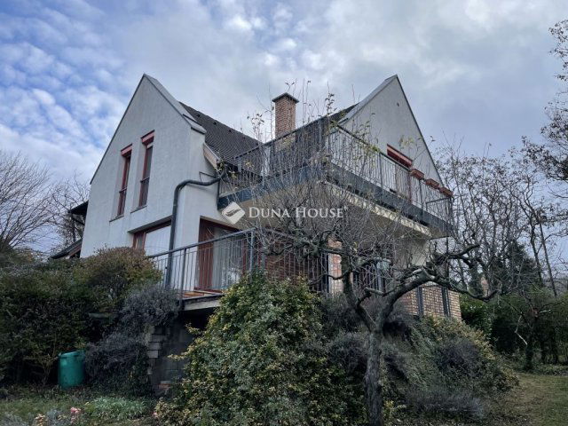 Eladó családi ház, Telkin, Szarvas utcában 195 M Ft, 5 szobás