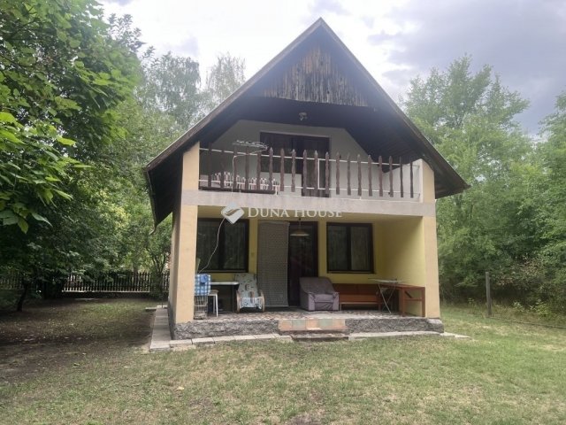 Eladó családi ház, Tápiószentmártonon 40 M Ft, 3 szobás