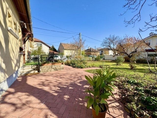 Eladó családi ház, Budapesten, XVIII. kerületben 142.9 M Ft