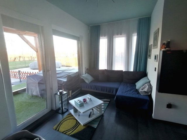 Eladó családi ház, Pusztaszabolcson 35 M Ft, 2 szobás