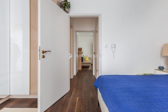 Eladó téglalakás, Budapesten, XII. kerületben 400 M Ft, 4 szobás