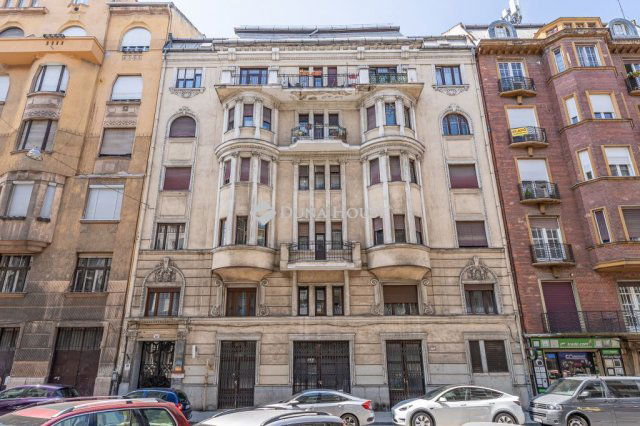 Eladó téglalakás, Budapesten, XIII. kerületben, Pannónia utcában