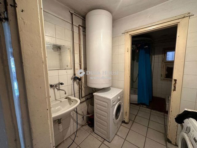 Eladó családi ház, Budapesten, XIV. kerületben 400 M Ft