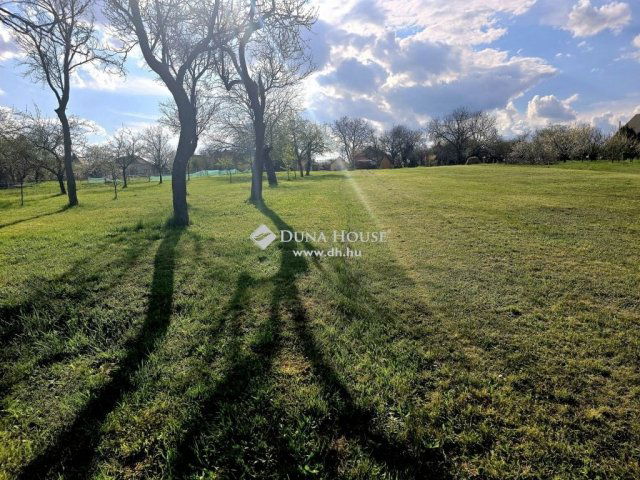 Eladó telek, Pécsudvardon 9.9 M Ft / költözzbe.hu