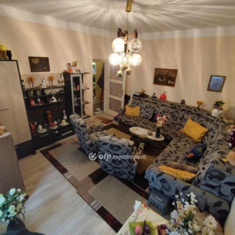 Eladó téglalakás, Miskolcon 25.4 M Ft, 2 szobás