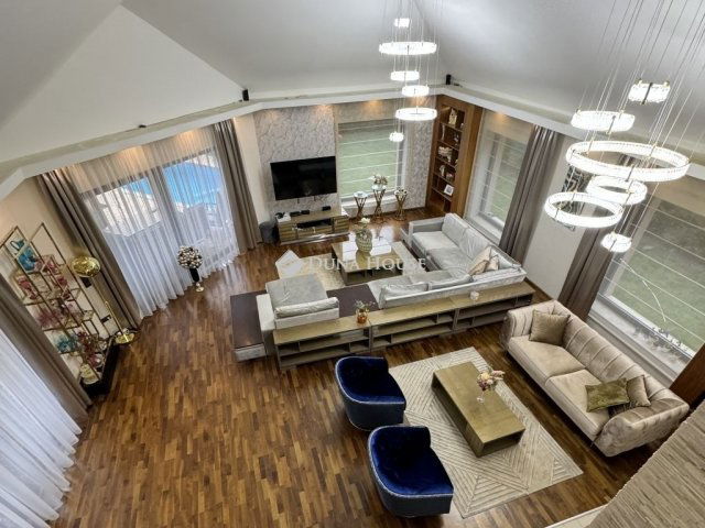 Eladó családi ház, Gödön 199 M Ft, 5 szobás