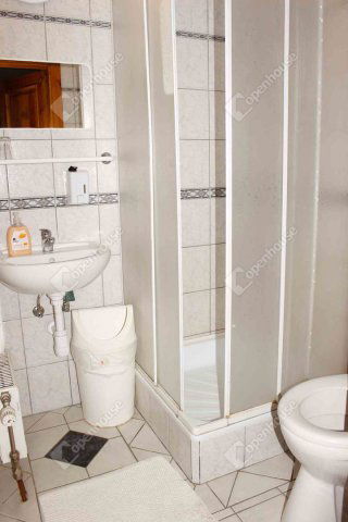 Eladó üzlethelyiség, Kondorfán 259.9 M Ft / költözzbe.hu