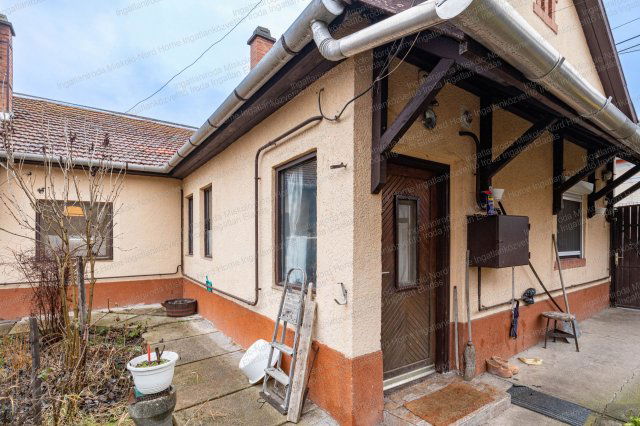 Eladó családi ház, Miskolcon 37.9 M Ft, 2+1 szobás
