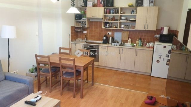 Eladó téglalakás, Budapesten, VIII. kerületben 86.9 M Ft