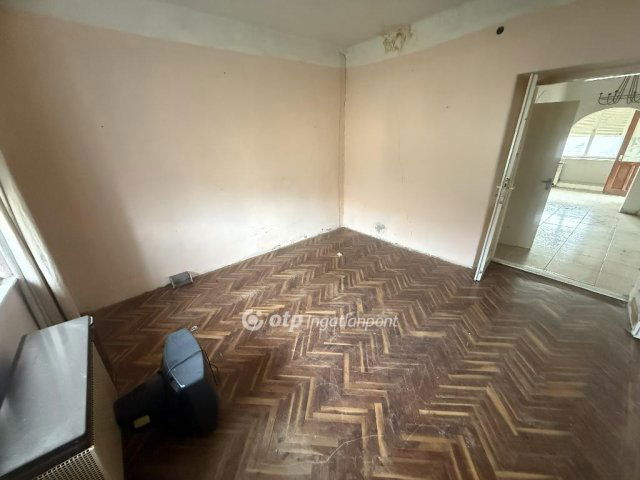 Eladó mezogazdasagi ingatlan, Tiszakécskén 15 M Ft, 3 szobás