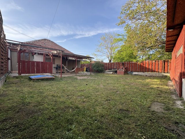 Eladó ikerház, Gyálon 67.9 M Ft, 2+1 szobás