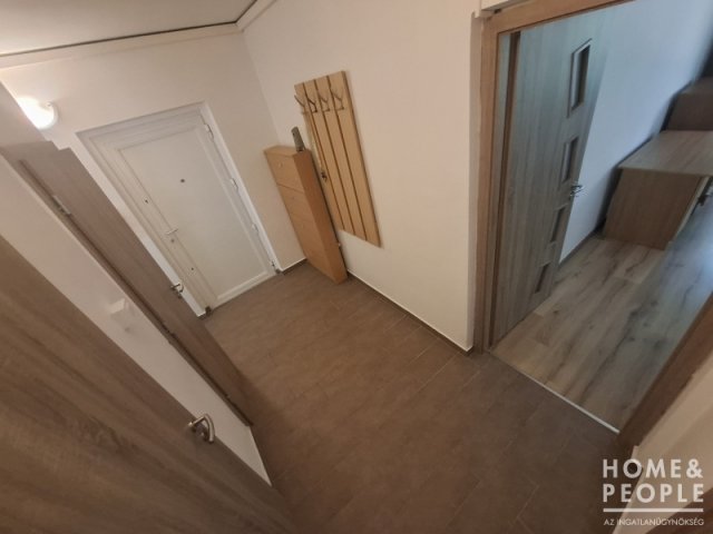 Eladó téglalakás, Szegeden 51.9 M Ft, 2 szobás