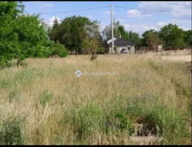 Eladó telek, Csemőn 4.7 M Ft / költözzbe.hu