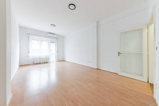 Kiadó téglalakás, albérlet, Budapesten, VII. kerületben