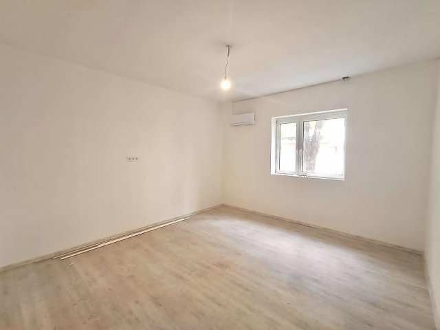 Eladó családi ház, Budapesten, XV. kerületben 35.9 M Ft