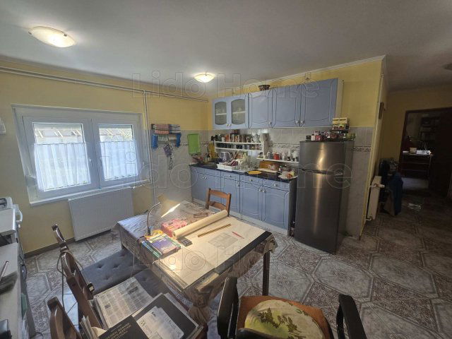 Eladó családi ház, Látrányon 79.9 M Ft, 3 szobás