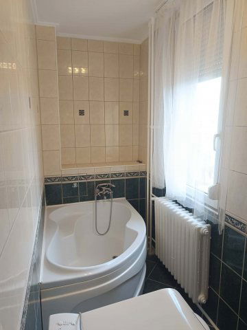 Eladó téglalakás, Tatabányán 44.9 M Ft, 3 szobás