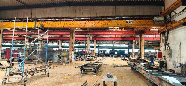 Eladó ipari ingatlan, Dunaújvárosban 1900 M Ft