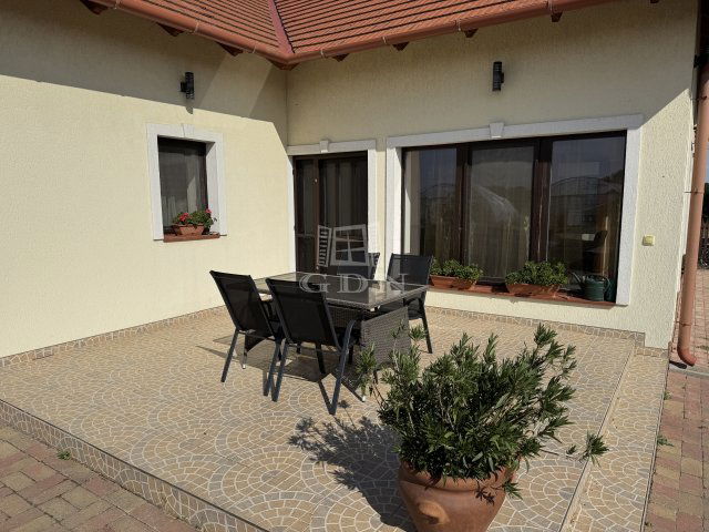 Eladó családi ház, Csanyteleken 58.9 M Ft, 3 szobás