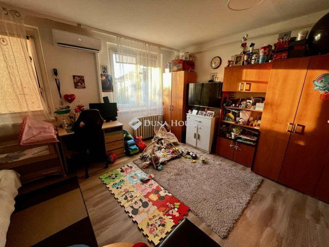 Eladó panellakás, Kecskeméten 41 M Ft, 2 szobás