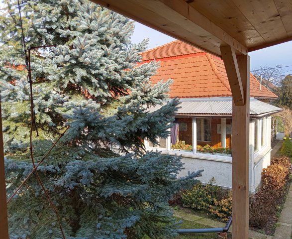 Eladó családi ház, Kisorosziban 89.9 M Ft, 3 szobás