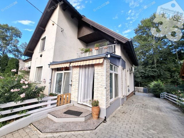 Eladó családi ház, Kiskunlacházán 99 M Ft, 4 szobás