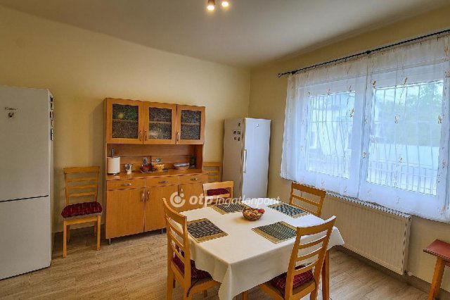 Eladó családi ház, Budapesten, XX. kerületben 139.99 M Ft