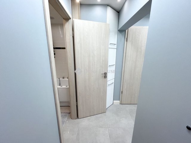 Eladó téglalakás, Budapesten, XX. kerületben 79.8 M Ft, 3 szobás