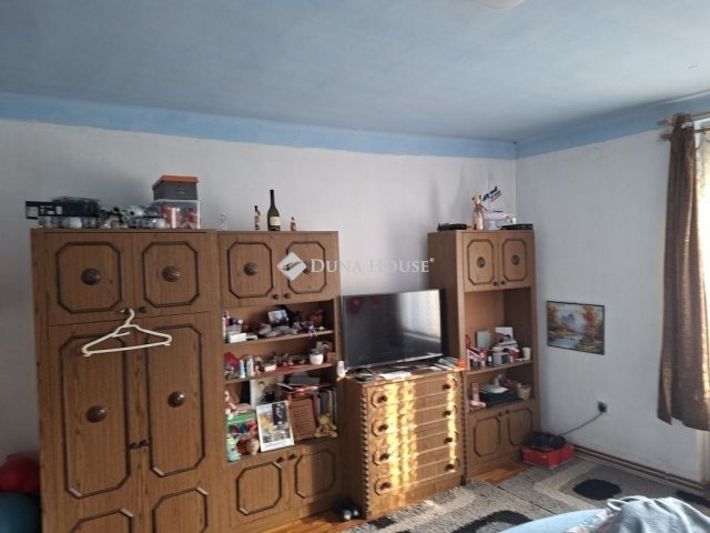 Eladó családi ház, Zámolyon 39.99 M Ft, 3 szobás