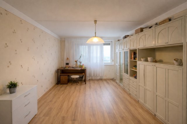 Eladó téglalakás, Miskolcon 37.5 M Ft, 3 szobás