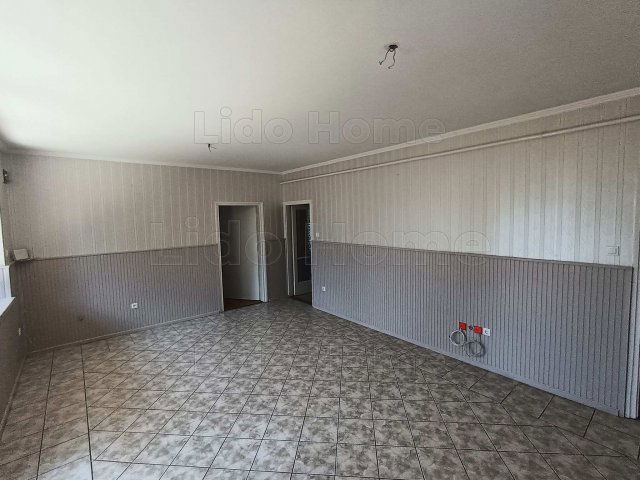 Eladó családi ház, Cserszegtomajon 87.9 M Ft, 5 szobás