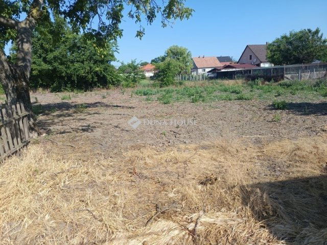 Eladó családi ház, Tápiószentmártonon 26.9 M Ft, 3 szobás