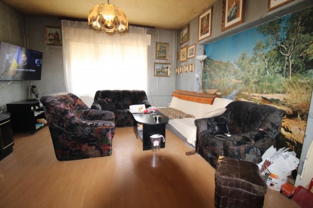 Eladó családi ház, Salgótarjánban 65 M Ft, 7 szobás