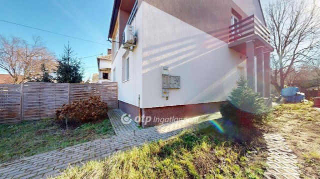 Eladó ikerház, Tiszavasváriban 30.4 M Ft, 3 szobás