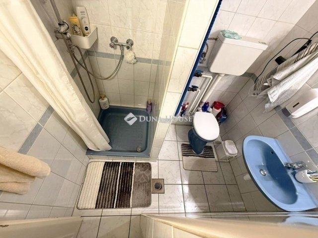 Eladó családi ház, Budapesten, XVIII. kerületben 83.9 M Ft