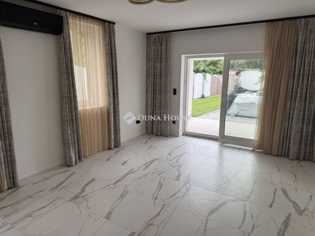 Eladó családi ház, Budapesten, XV. kerületben 168 M Ft, 4 szobás