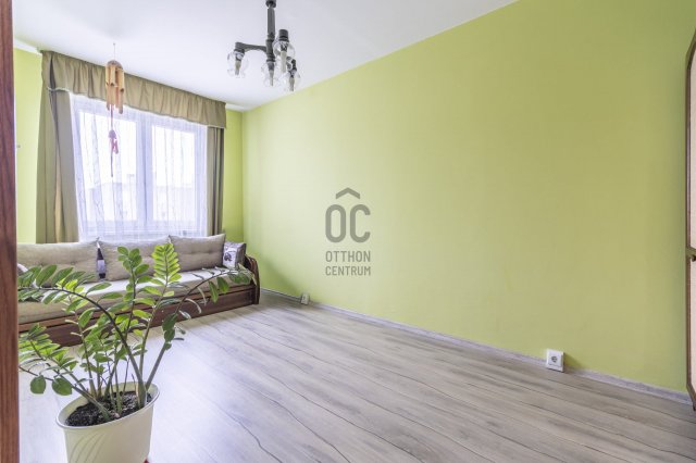 Eladó panellakás, Székesfehérvárott 53 M Ft, 3 szobás