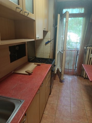 Kiadó panellakás, albérlet, Pécsett, Építők útján, 2 szobás