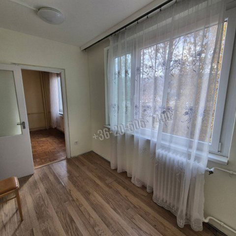 Eladó panellakás, Miskolcon 21.9 M Ft, 1+1 szobás