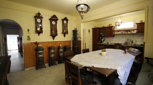 Eladó családi ház, Isaszegen 97.5 M Ft, 5 szobás
