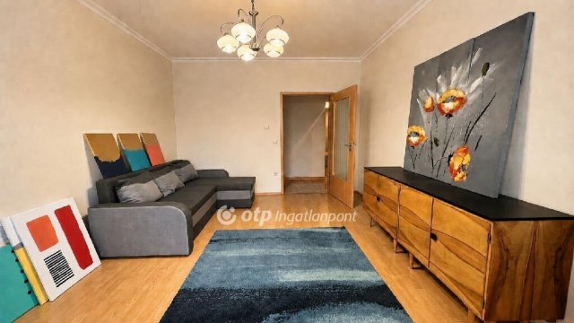 Eladó téglalakás, Egerben 59 M Ft, 2 szobás