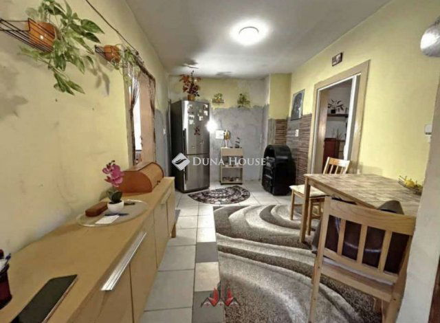 Eladó családi ház, Nagykanizsán 8.9 M Ft, 1 szobás