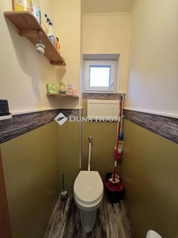 Eladó családi ház, Balatonfűzfőn 114.9 M Ft, 4 szobás