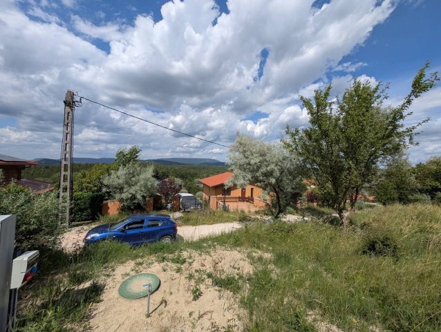 Eladó telek, Tinnyén 31 M Ft / költözzbe.hu