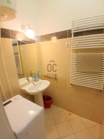 Eladó téglalakás, Budapesten, VII. kerületben 150 M Ft, 3 szobás