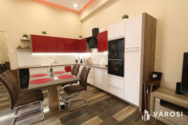Kiadó téglalakás, albérlet, Szegeden 300 E Ft / hó, 2 szobás